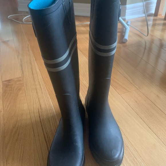 Tommy Hilfiger Twvinette Rainboot - Size 7 - Picture 3 of 5